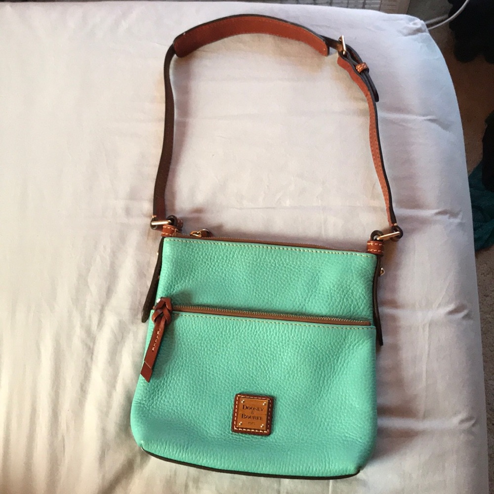 NWOT Dooney & Bourke Pebble Grain Piper Handbag
